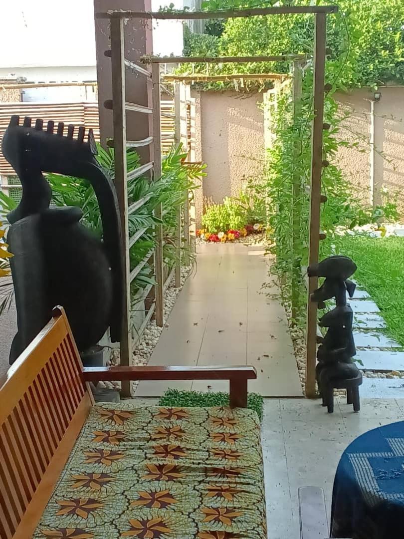 Maison Katia Abidjan Bagian luar foto
